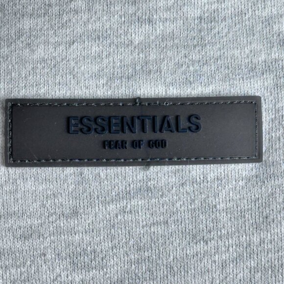 Essentials Fear of God Crew Sweatshirt S Light Grey Heather Cotton Poly - Picture 3 of 7